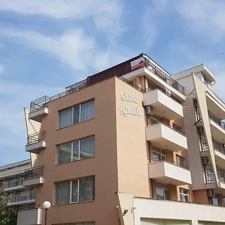 Grand Kamelia Apartament F5.5 Апартамент