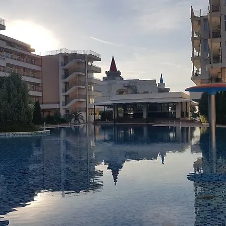 Grand Kamelia Apartament F5.5 * 阳光海滩